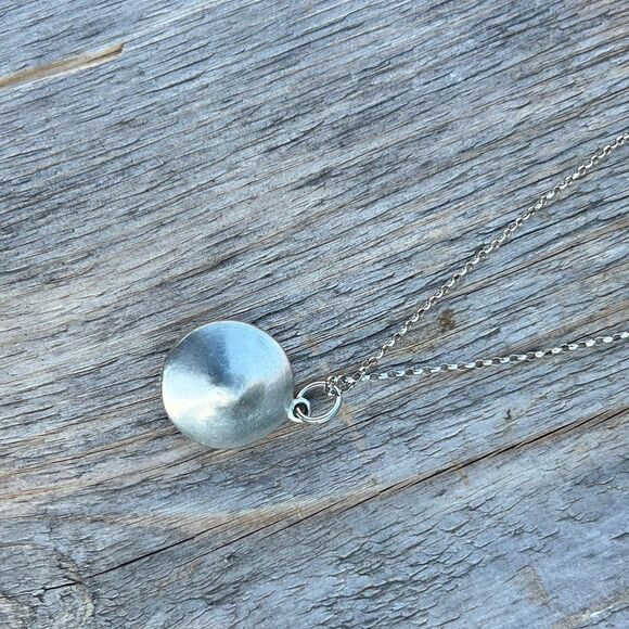 Handcrafted Necklace with blue Swarovski crystal - Picture 7 of 7